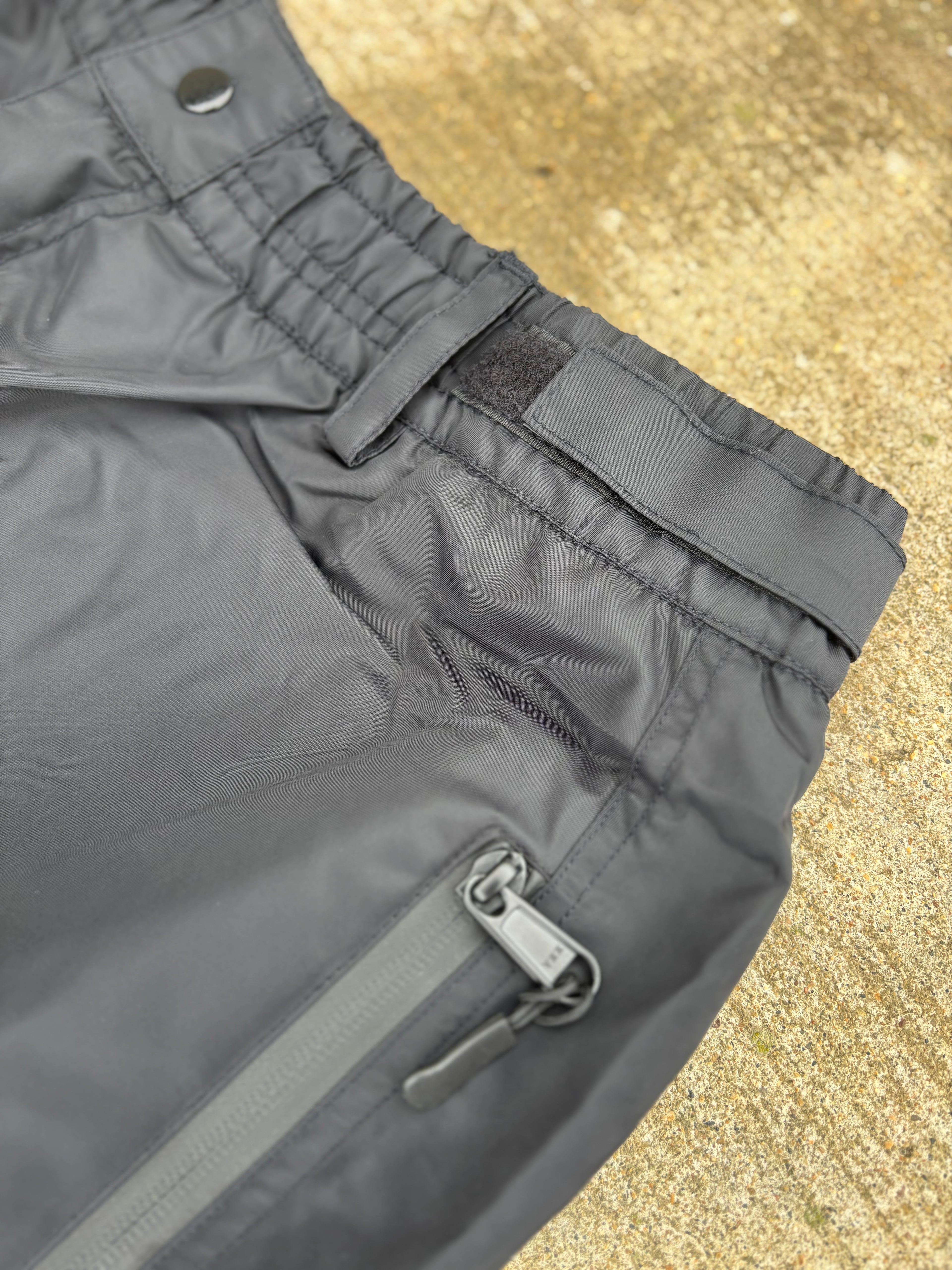 Black V2 Baggy Snowpants