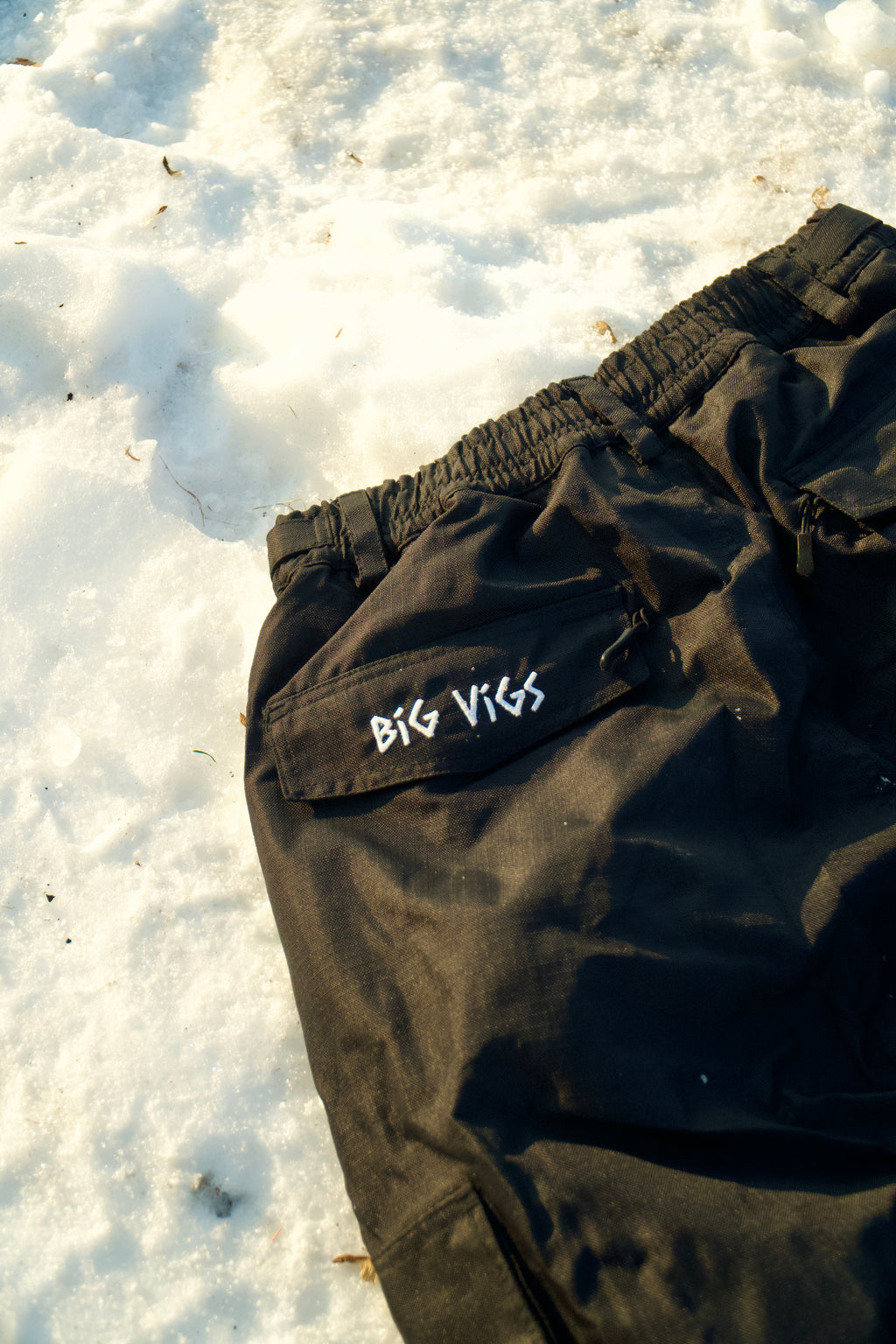 Black V2 Baggy Snowpants